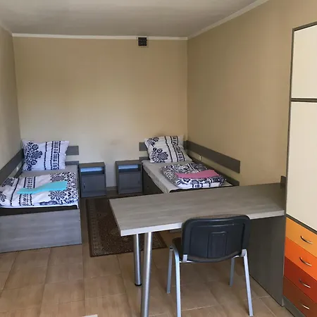 Dom Studenta Pod Jeleniem 3*