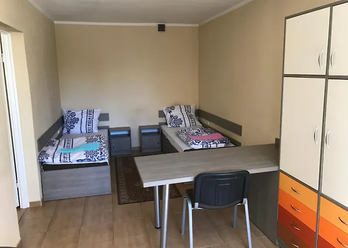 Dom Studenta Pod Jeleniem 3*